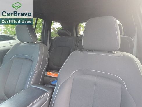 Used 2025 Jeep Grand Cherokee Laredo X w/ Luxury Tech Group I AWD/4WD image 14