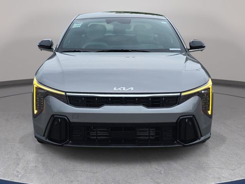 Used 2025 Kia K4 GT-Line Turbo FWD image 2