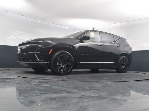 Used 2025 Jeep Wagoneer S Launch Edition w/ Trailer Tow Group image 52