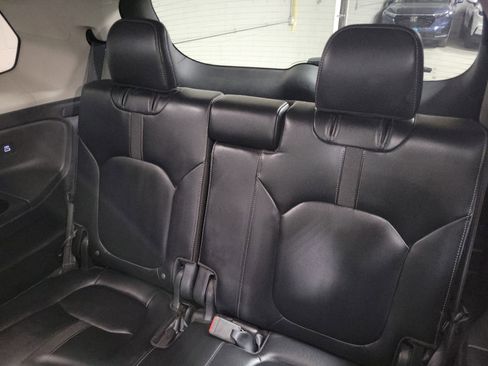 Used 2023 Honda Pilot EX-L image 11