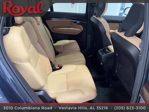 Used 2019 Volvo XC90 T6 Momentum w/ Advanced Package AWD/4WD image 16