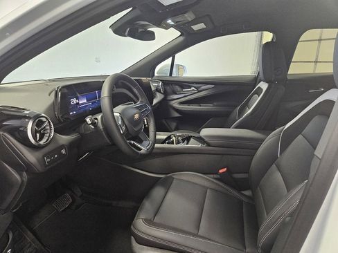 New 2025 Chevrolet Blazer EV LT image 10