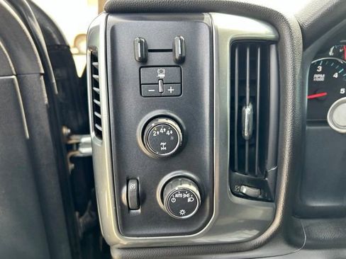 Used 2019 Chevrolet Silverado 3500 LT AWD/4WD image 22