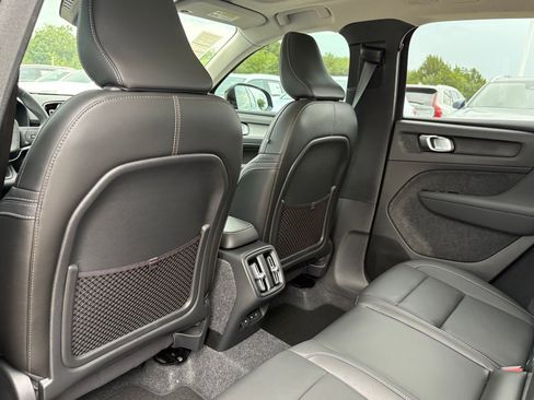 New 2026 Volvo XC40 B5 Core w/ Protection Package Premier image 22