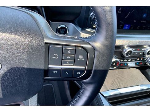 Used 2025 Ford F350 Platinum AWD/4WD image 21