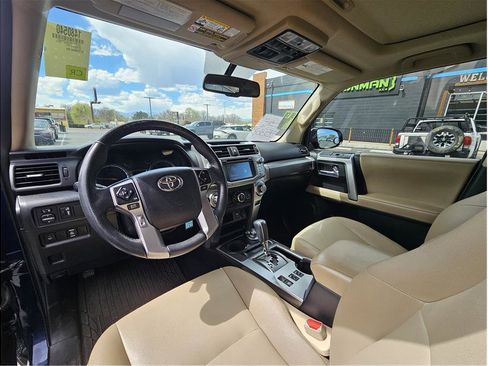 Used 2016 Toyota 4Runner SR5 image 2