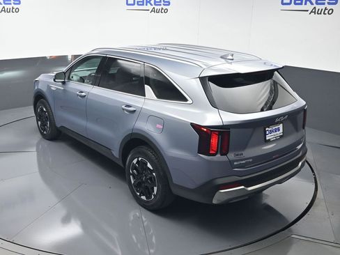 Certified 2025 Kia Sorento S AWD/4WD image 51