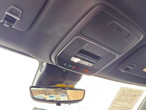 Used 2026 Chevrolet Traverse RS image 28