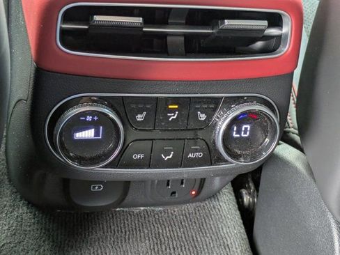 Used 2022 Genesis GV70 3.5T Sport w/ Sport Prestige Package AWD/4WD image 19