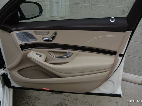 Used 2020 Mercedes-Benz S 560 Sedan image 8