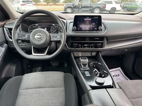 Used 2023 Nissan Rogue SV image 22