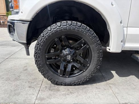 Used 2018 Ford F150 Lariat AWD/4WD image 26