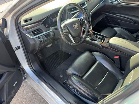 Used 2014 Cadillac XTS Luxury image 11