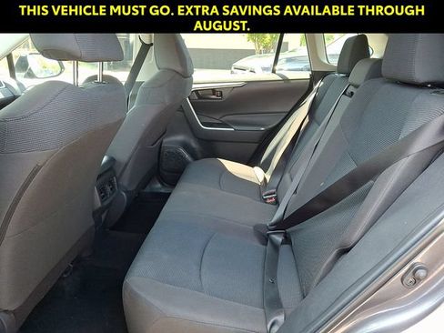 Used 2025 Toyota RAV4 LE AWD/4WD image 10