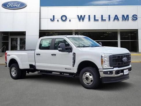 New 2026 Ford F350 XL AWD/4WD image 1