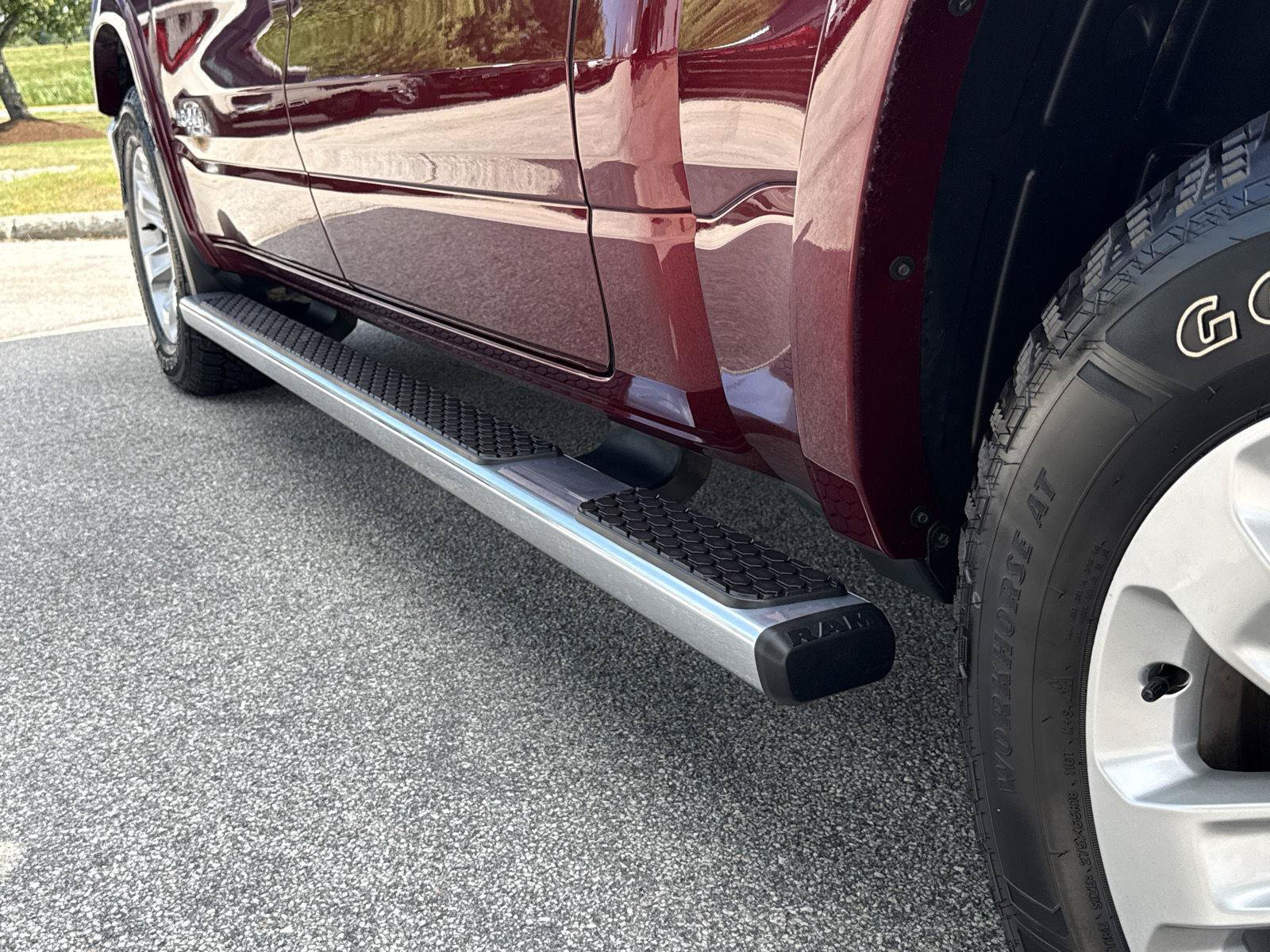 Used 2022 RAM 1500 Laramie AWD/4WD image 12