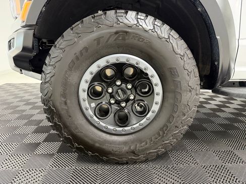 Used 2025 Ford F150 Raptor AWD/4WD image 13