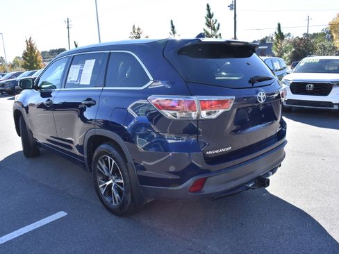 Used 2016 Toyota Highlander XLE image 7