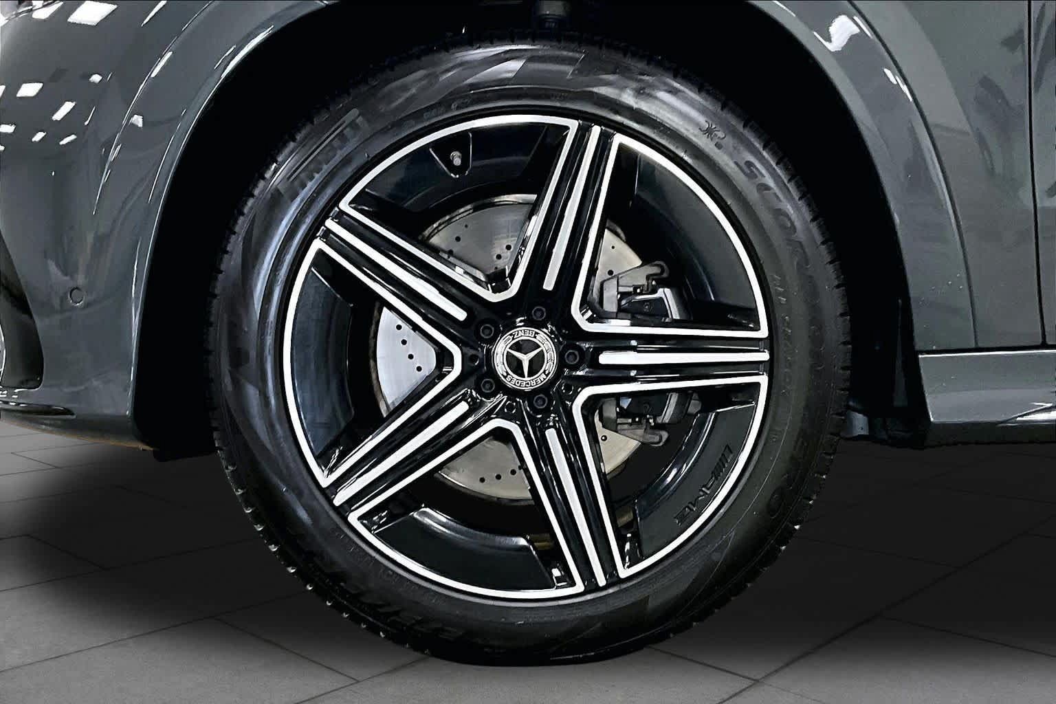 Used 2026 Mercedes-Benz GLE 450 4MATIC image 11