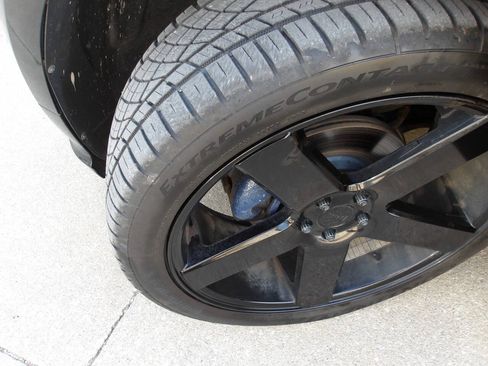 Used 2011 Ford Edge Sport w/ Driver Entry Pkg AWD/4WD image 47
