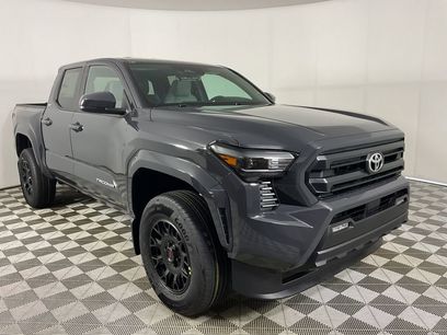 New 2025 Toyota Tacoma SR5