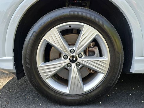 Used 2023 Audi Q4 e-tron Premium w/ Convenience Package image 56