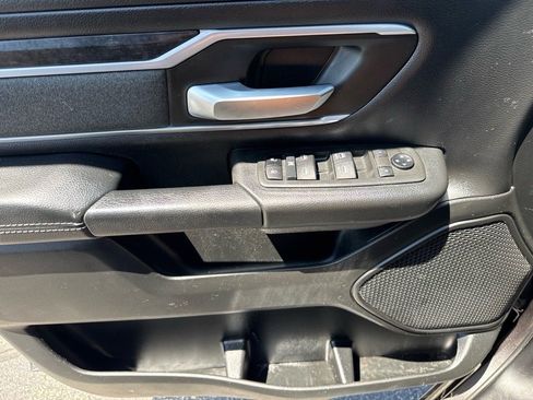 Used 2021 RAM 1500 Big Horn image 12