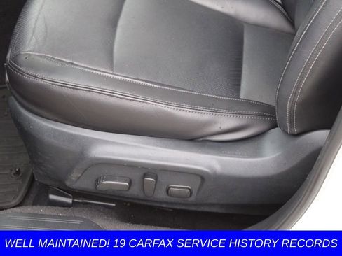 Used 2017 Subaru Legacy 2.5i Limited w/ Popular Package #4 image 17