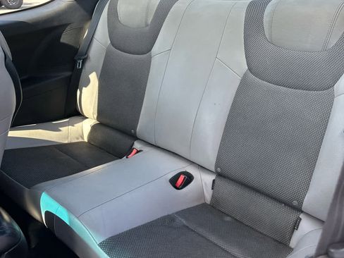 Used 2015 Hyundai Genesis 3.8 image 10