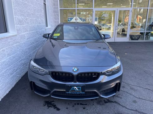 Used 2018 BMW M4 Convertible RWD image 6