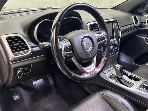 Certified 2018 Jeep Grand Cherokee Trailhawk w/ Trailhawk Luxury Group AWD/4WD image 11