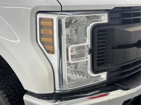 Used 2018 Ford F250 XL w/ Snow Plow Prep Package AWD/4WD image 26