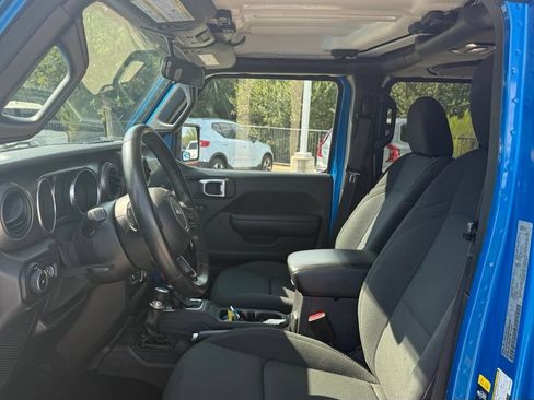Used 2021 Jeep Wrangler Unlimited Sport AWD/4WD image 16