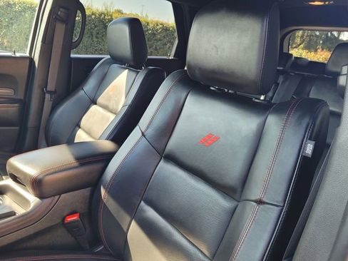 Used 2025 Dodge Durango GT image 14