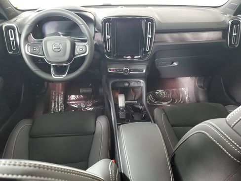 Certified 2024 Volvo C40 P8 Recharge Plus w/ Protection Package Premier RWD image 14