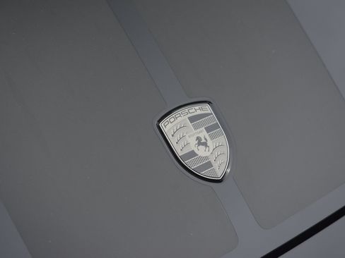 Certified 2025 Porsche 911 Carrera 4 GTS AWD/4WD image 31