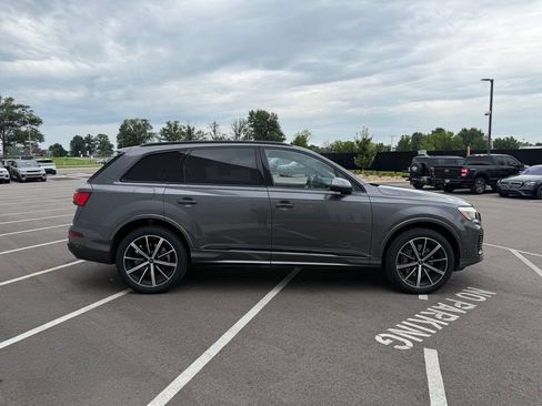 Used 2025 Audi Q7 2.0T Premium Plus w/ Premium Plus Package AWD/4WD image 7