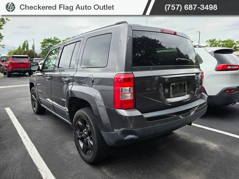 Used 2015 Jeep Patriot Sport w/ Power Value Group FWD image 4