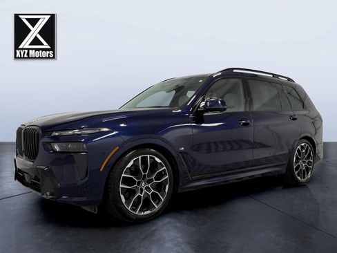 Used 2024 BMW X7 xDrive40i w/ Premium Excellence Package AWD/4WD image 3