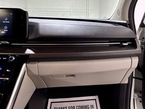 Used 2023 Kia Carnival SX image 23