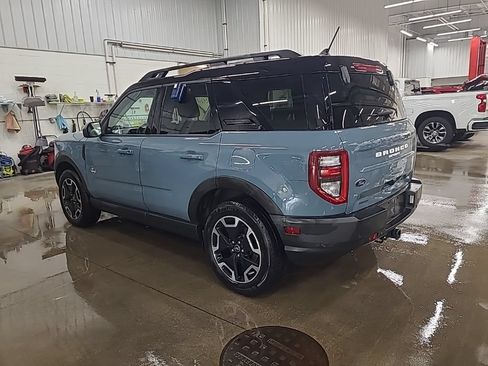 Certified 2022 Ford Bronco Sport Outer Banks w/ Tech Package AWD/4WD image 4