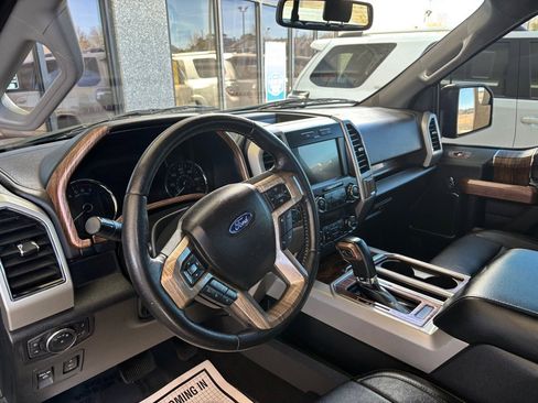 Used 2019 Ford F150 Lariat image 7