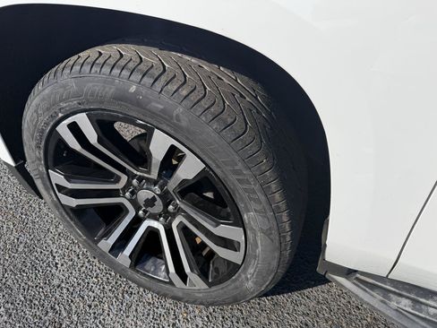 Used 2020 Chevrolet Tahoe LS RWD image 5