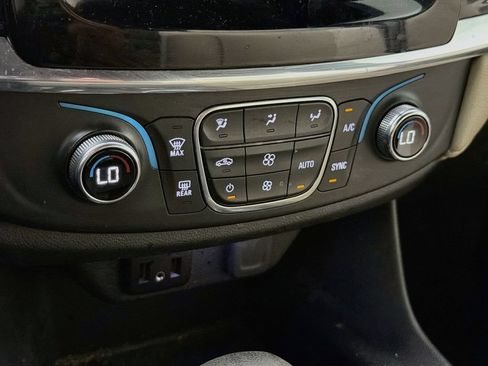Used 2023 Chevrolet Traverse LS w/ Safety Package FWD image 13