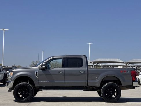 Used 2022 Ford F250 Lariat w/ Lariat Value Package AWD/4WD image 3