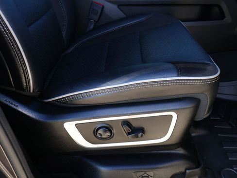 Used 2023 RAM 1500 Laramie image 19