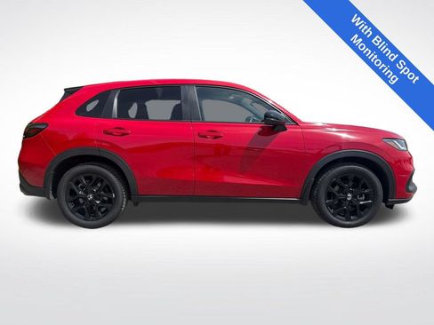Used 2025 Honda HR-V Sport image 2