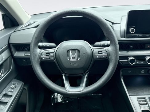 Used 2024 Honda CR-V LX image 12