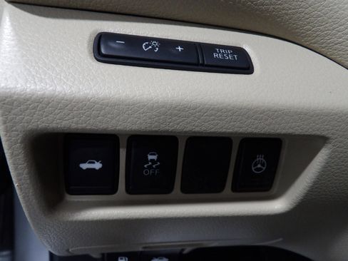 Used 2017 Nissan Altima 2.5 SL w/ Moonroof Package image 20