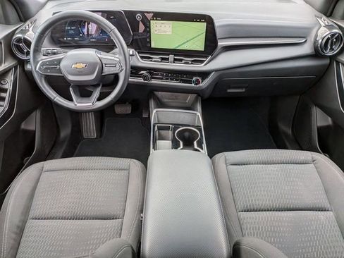 Used 2025 Chevrolet Equinox LT image 26